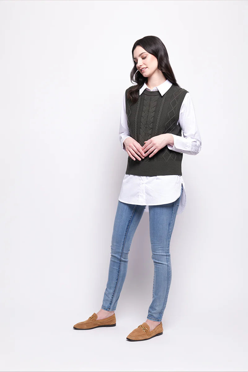 Foil Plot Twist Vest in Hunter