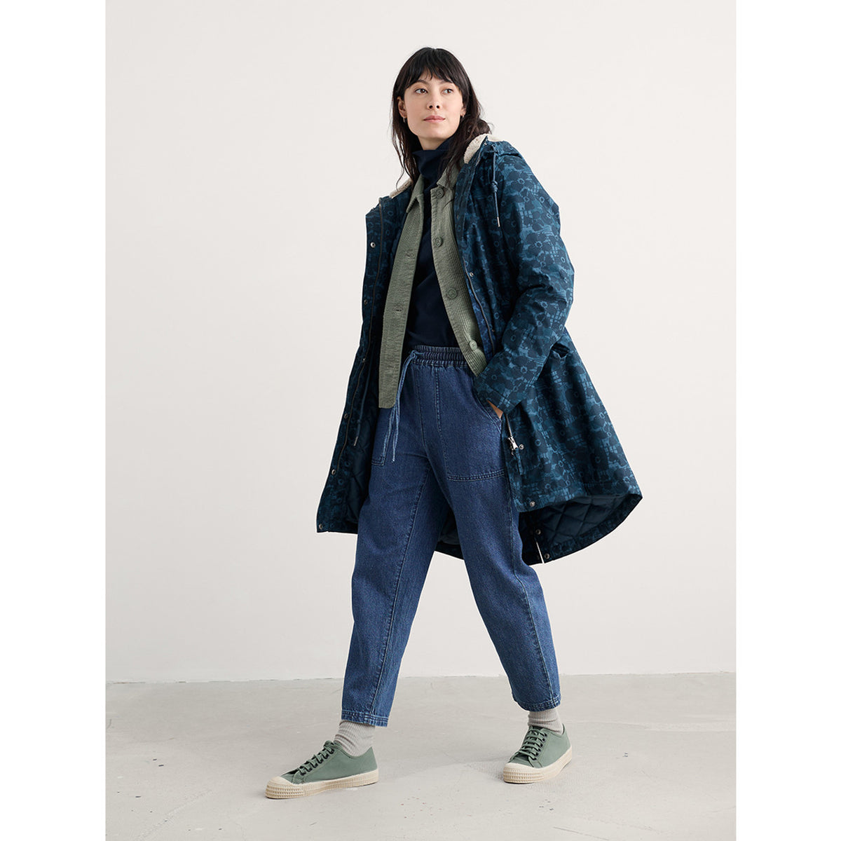 Seasalt Coat Plant Hunter 2 in Patchwork Bloom Squall