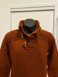 Fisherman Men's Toggle Button Jumper in Rust FDZ23M