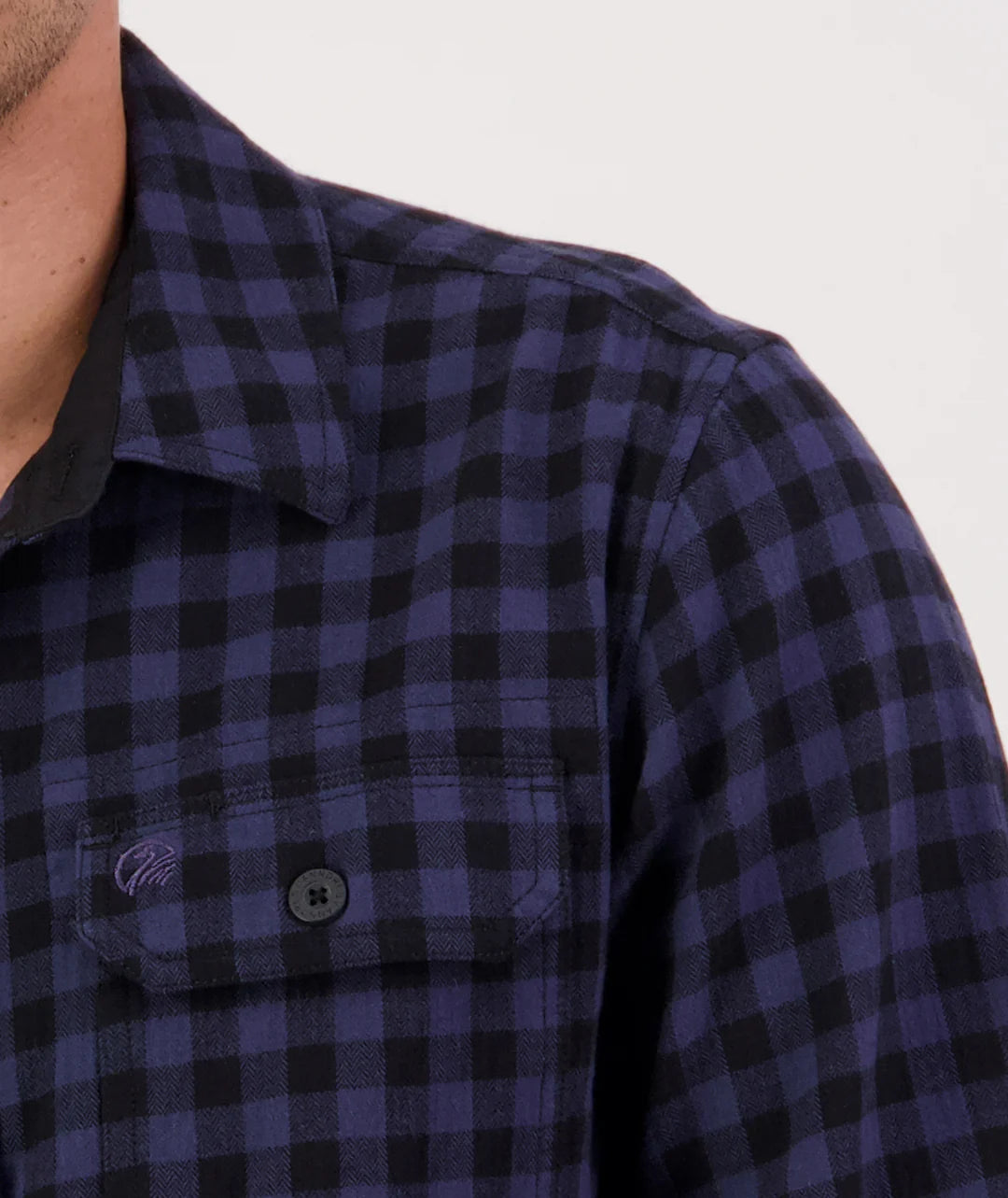 Okato Classic Mns L/S Shirt in Caviar/Navy