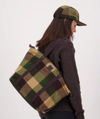 Gibbston Wool Tote Bag in Checkamo