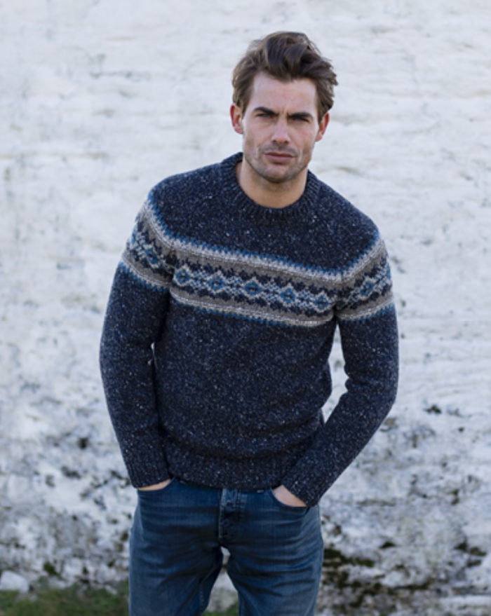 Fisherman out of Ireland Jumper with FairIsle Chest Pattern in Navy / Slate