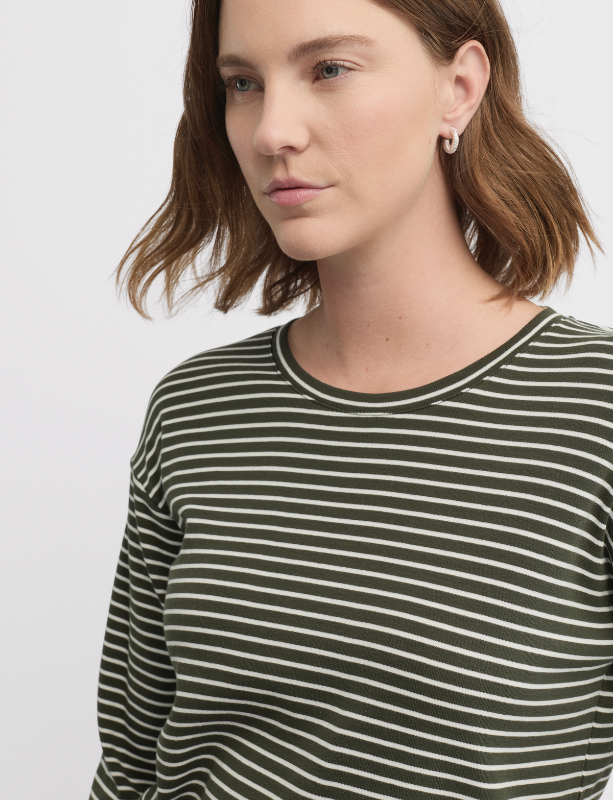 Yarra Trail Division Tee in Loden/Ecru 3070