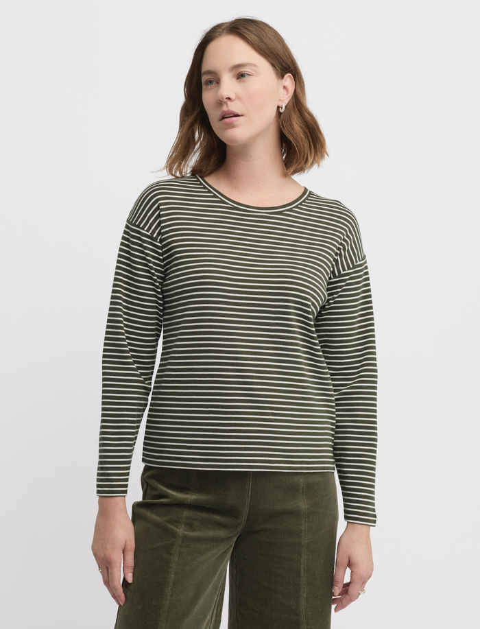 Yarra Trail Division Tee in Loden/Ecru 3070