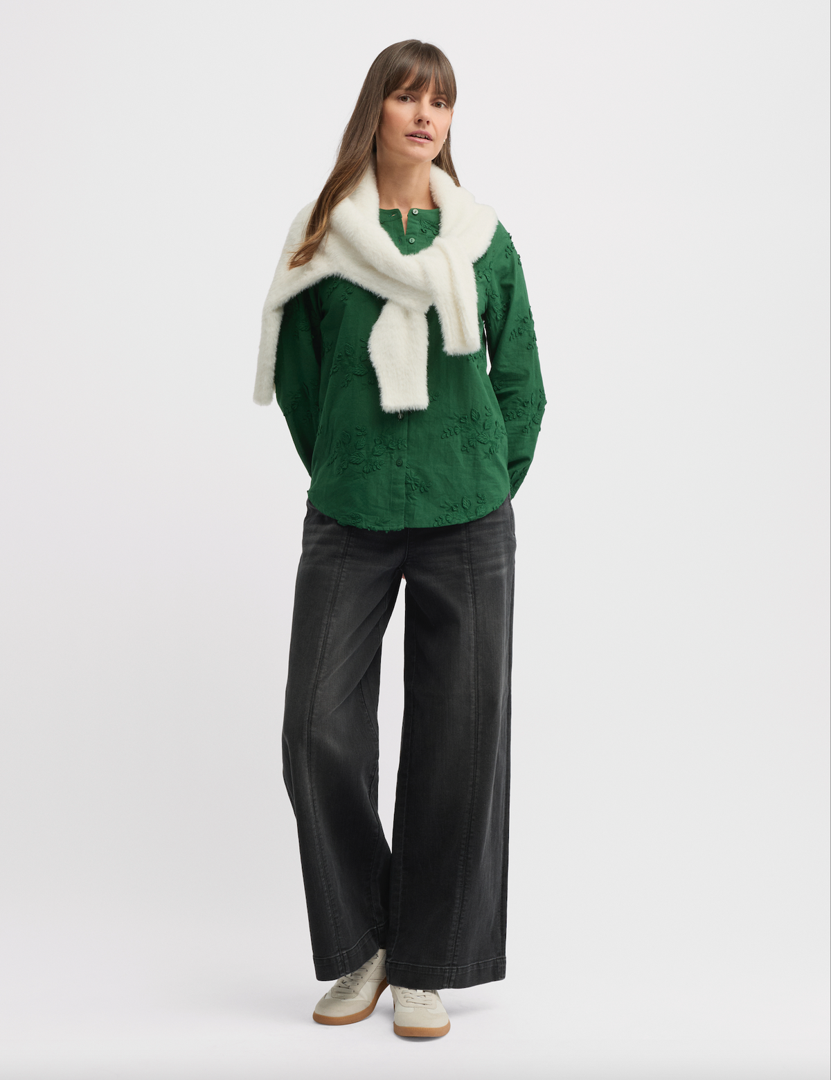 Yarra Trail Dainty Shirt in Clover 4360