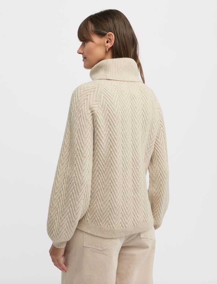 Yarra Trail Hudson Knit in Almond 1 7736