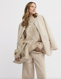 Yarra Trail Indiana Knit in Almond /Ecru 7766