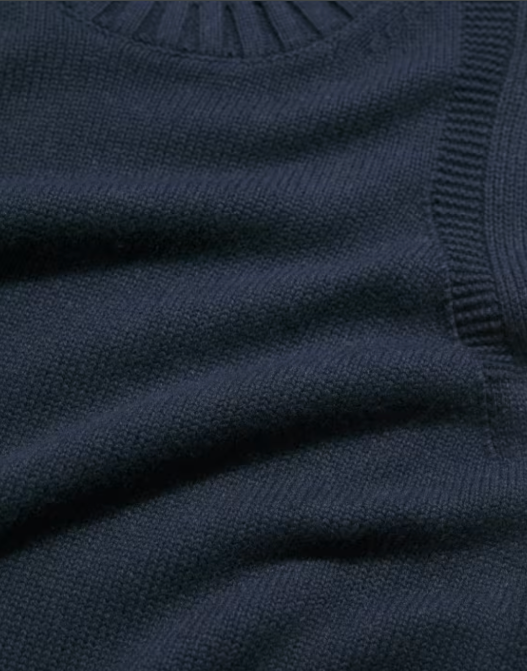 Redstart Knitted Vest in Maritime