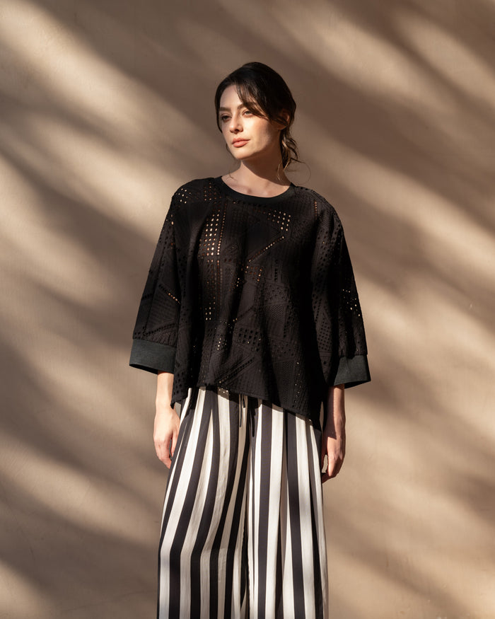 Arden Top in Black