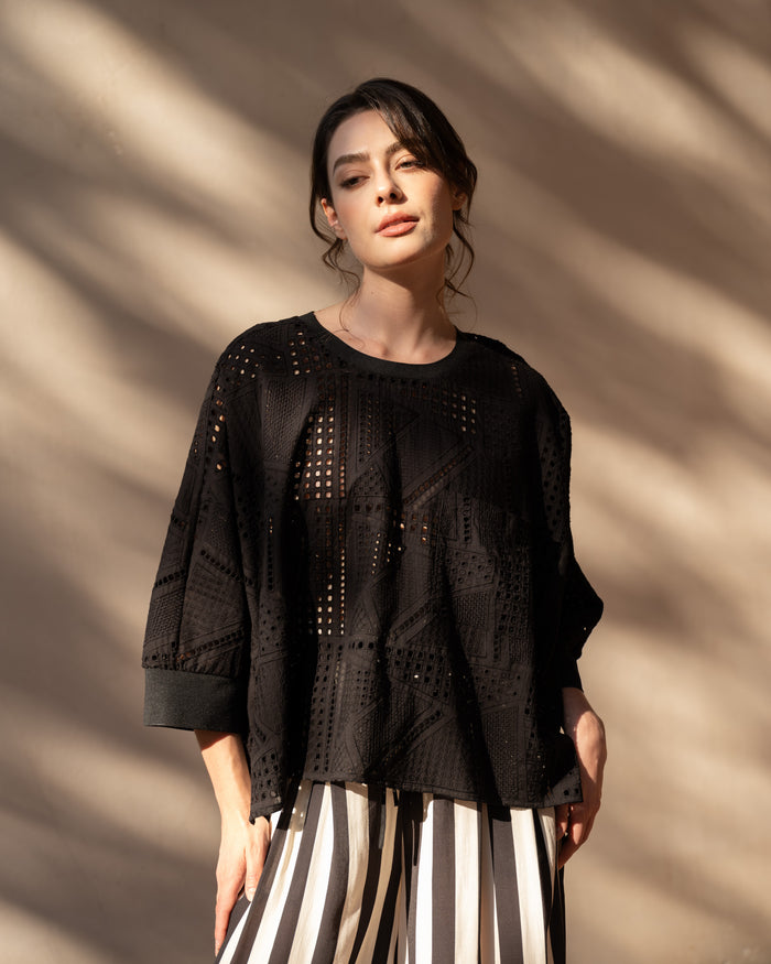 Arden Top in Black