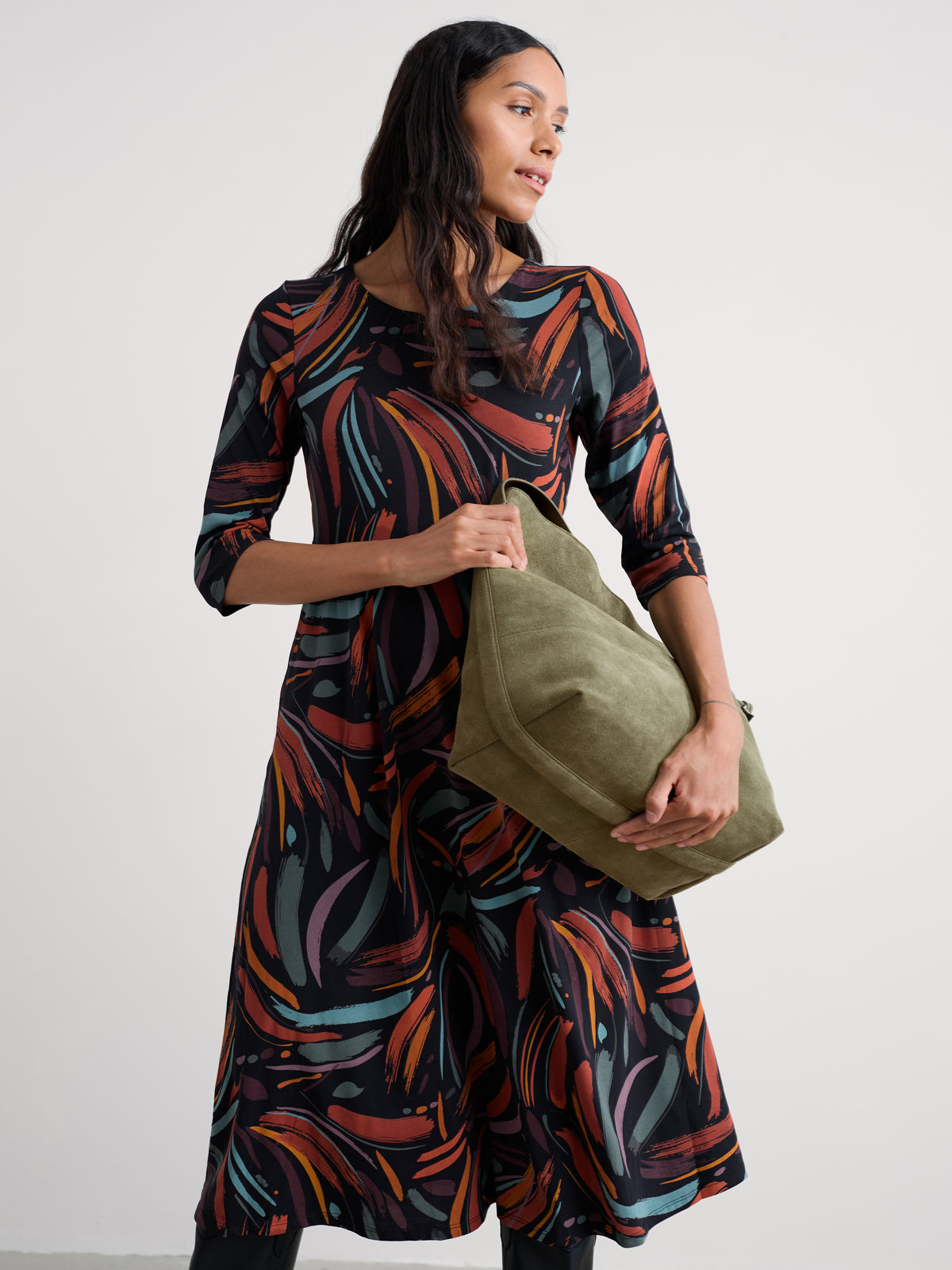 Veronica Dress in Dune Marks Onyx