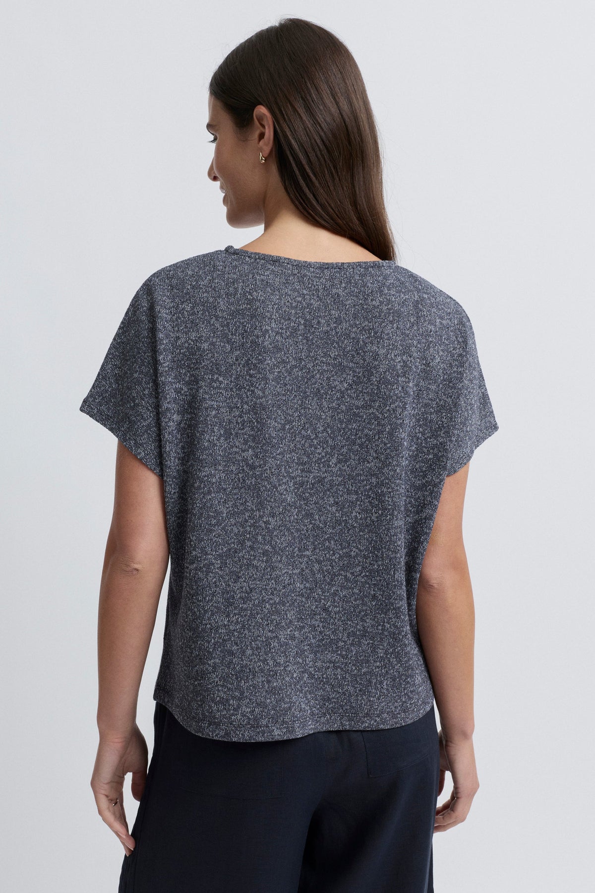 Yarra Trail Lona Tee in Navy/White