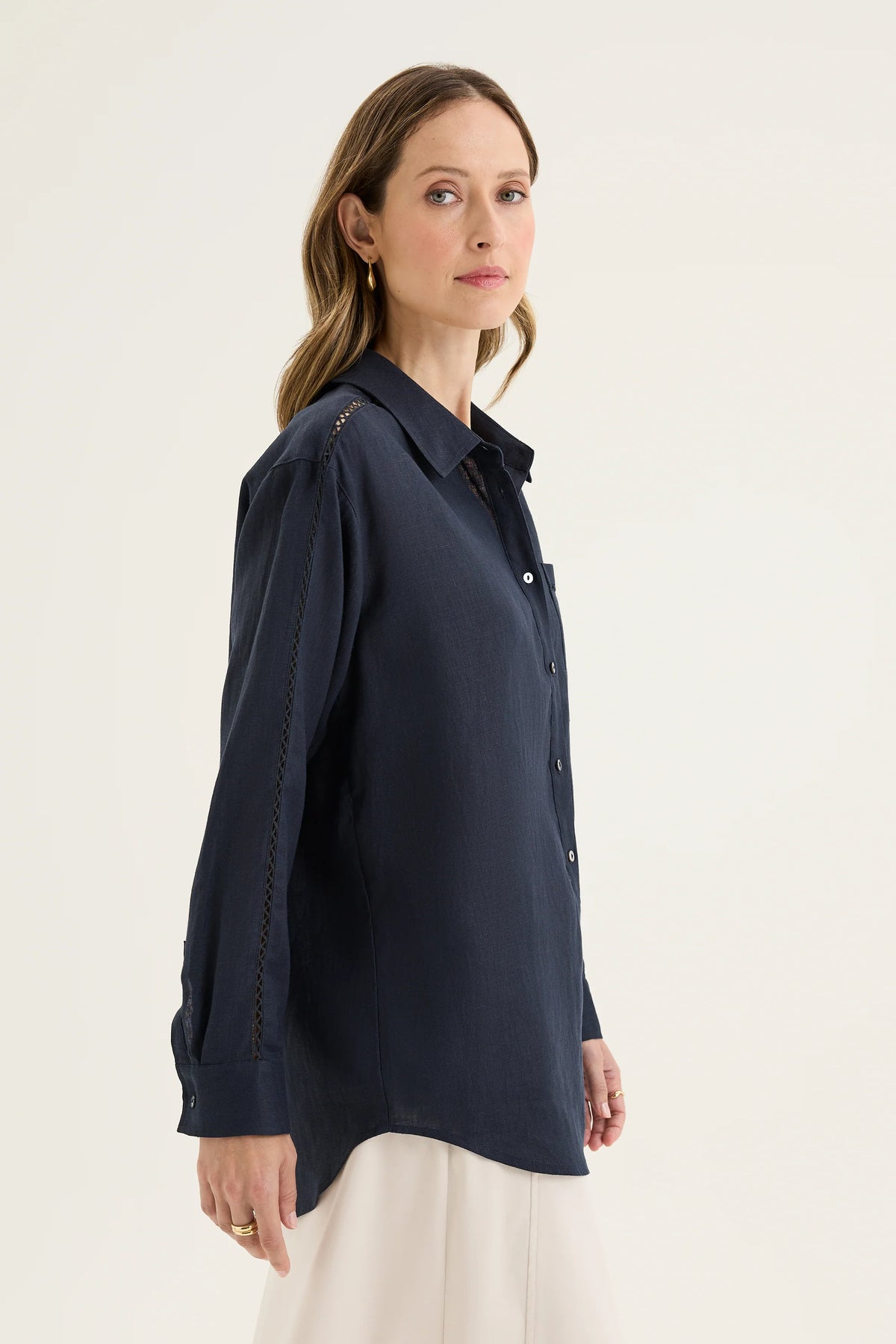 Yarra Trail Tirari Shirt in Navy
