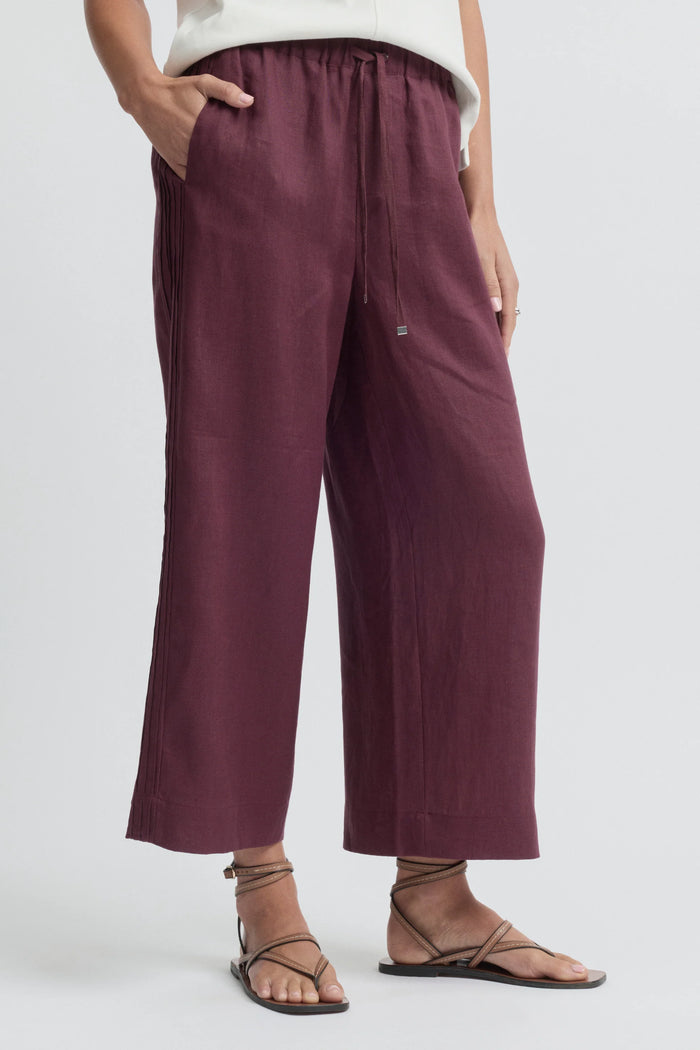 Yarra Trail Tirari Pintuck Pant in Raisin 8064