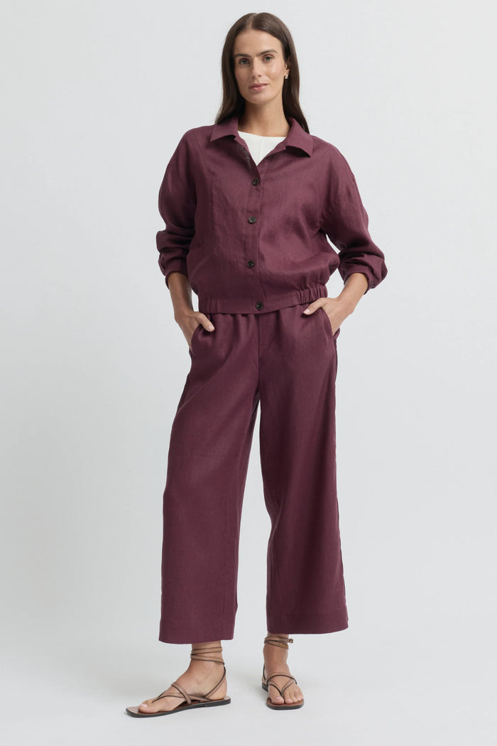 Yarra Trail Tirari Pintuck Pant in Raisin 8064