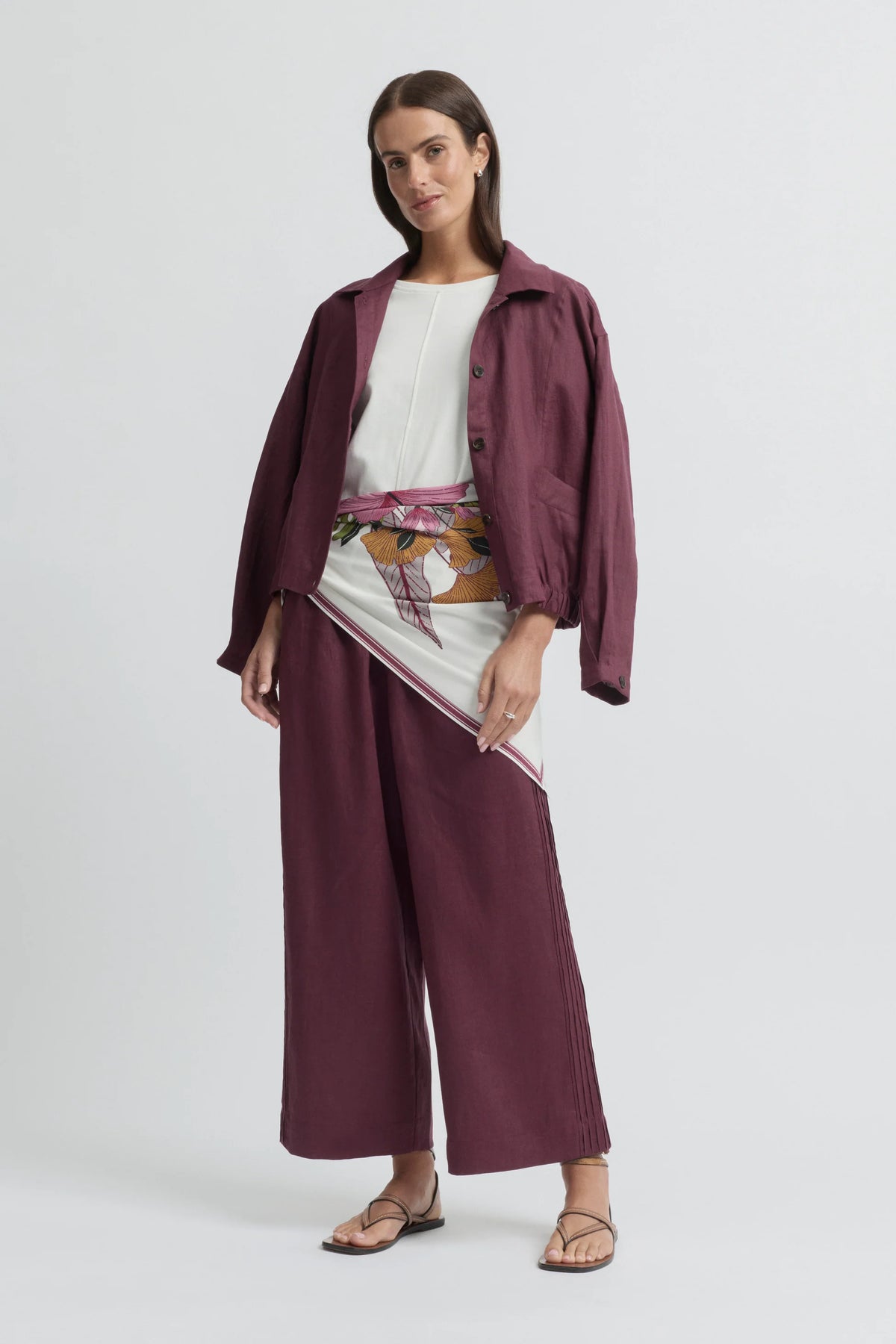 Yarra Trail Tirari Pintuck Pant in Raisin 8064