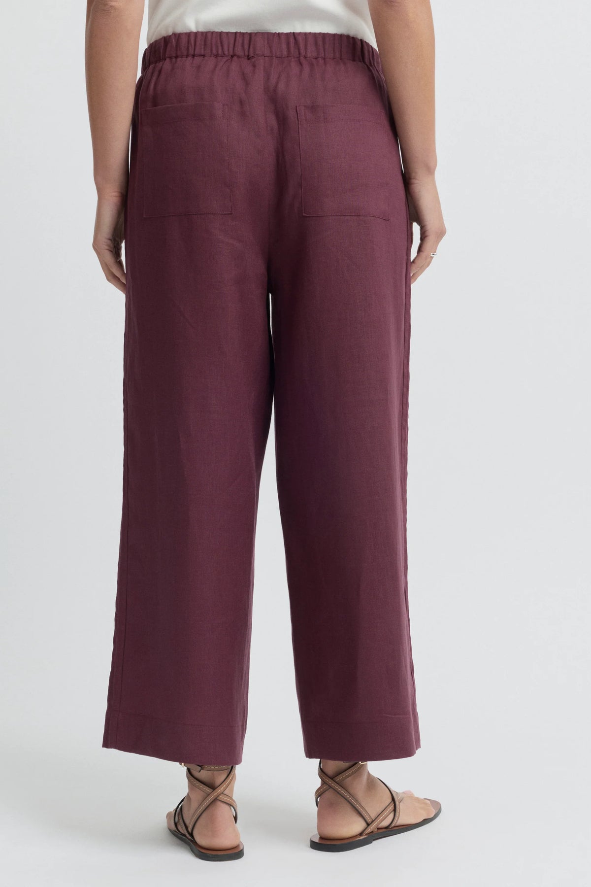 Yarra Trail Tirari Pintuck Pant in Raisin 8064