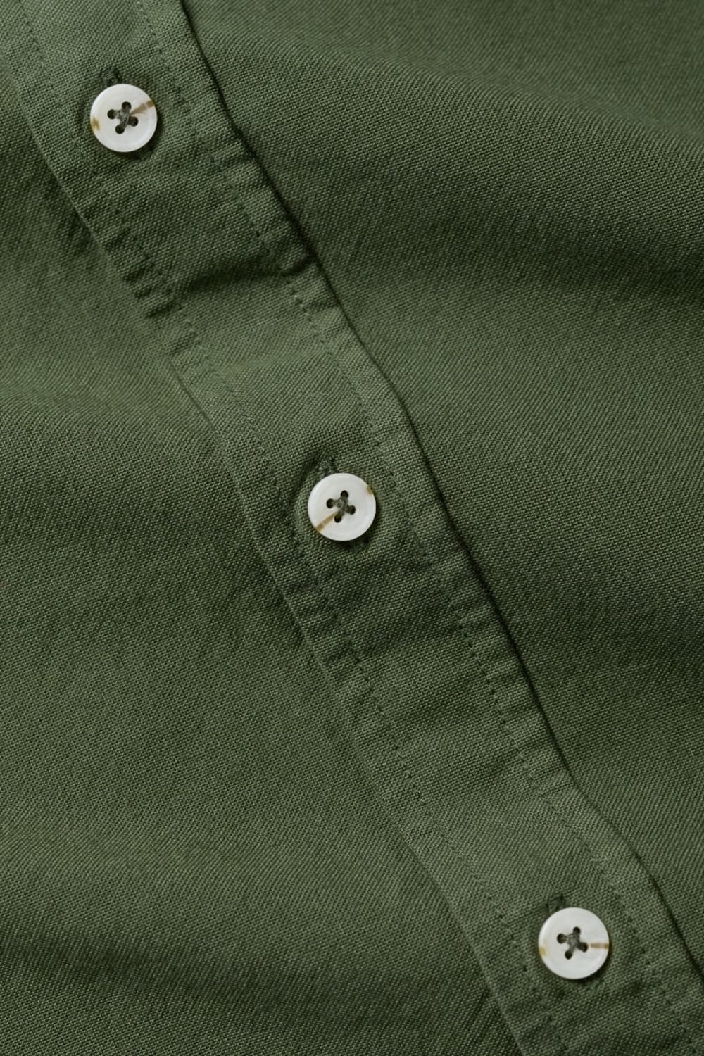Seasalt Men's Jenken Garment Dyed Oxford Shirt in Hosta