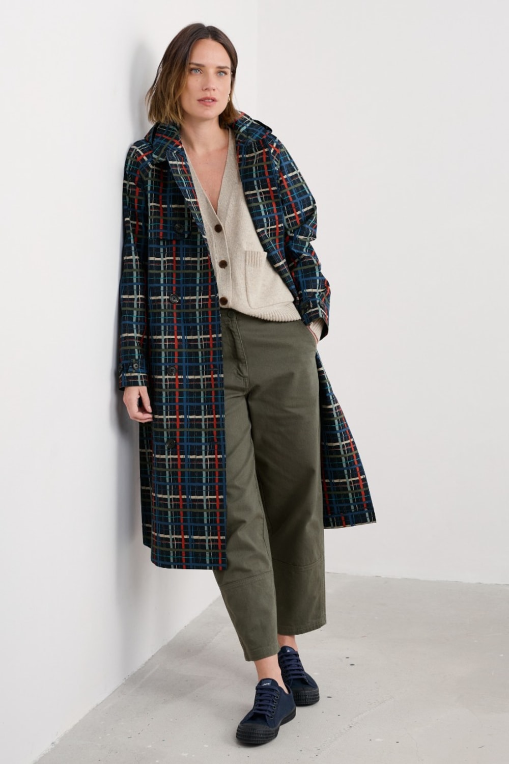 Penweathers Waterproof Trench Coat in Sketched Check Maritime