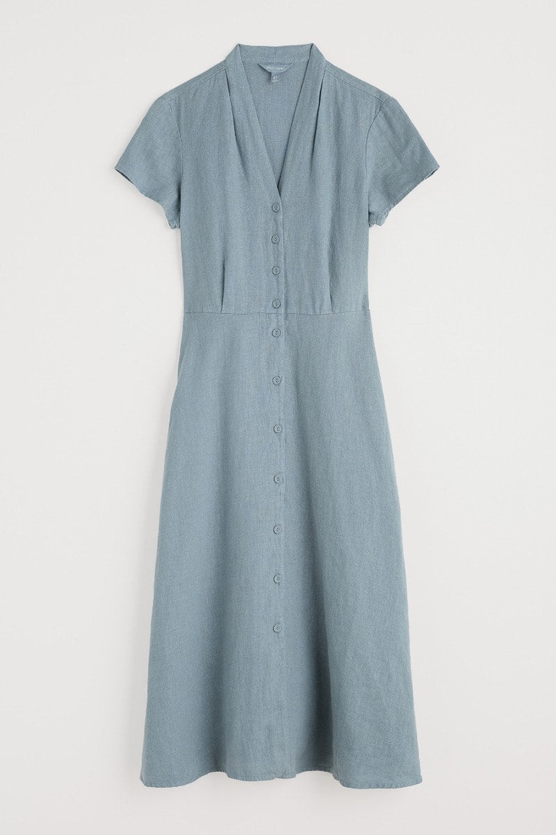 Carved Wood Dress Hail