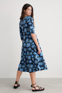 Veronica Dress in Climbing Cosmos Lagoon