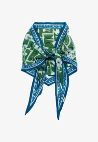 Seasalt Posy Triangle Scarf in Flora Collage Border Hedgerow