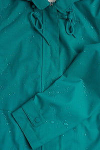 Cloudburst Waterproof Mac in Deep Dive
