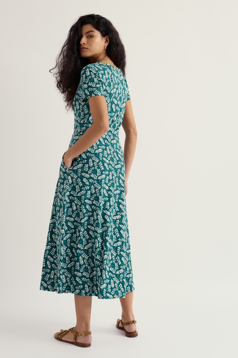 Veronica Short Sleeve Dress in Indigo Leaf Dark Wreckage