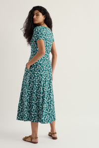 Veronica Short Sleeve Dress in Indigo Leaf Dark Wreckage