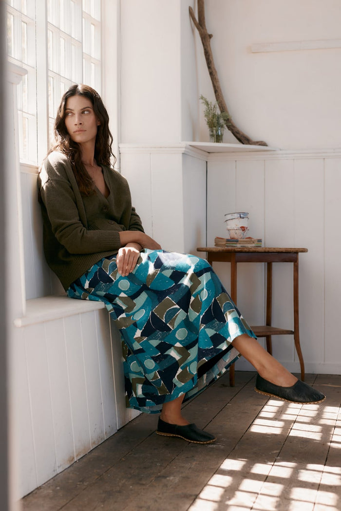 Seasalt Mevagissey Skirt in Penwith Abstract Emulsion