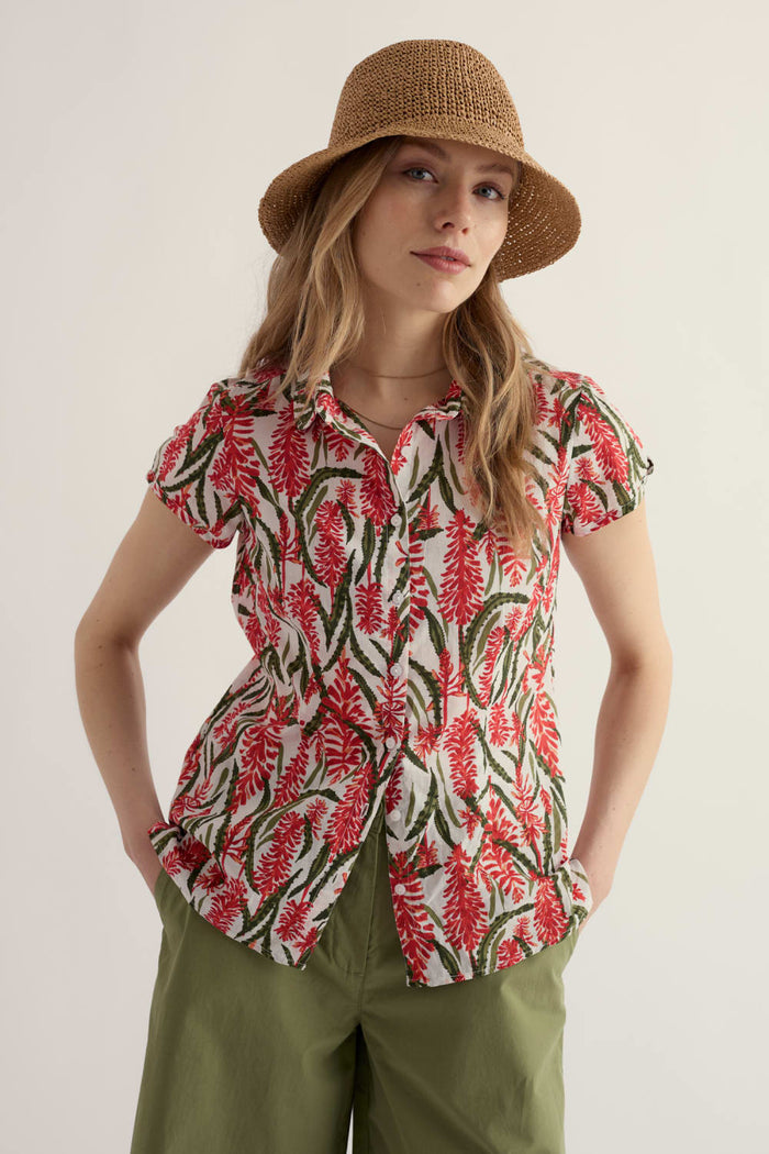 Rushmaker Short Sleeve Shirt in Red Hot Poker Chalk