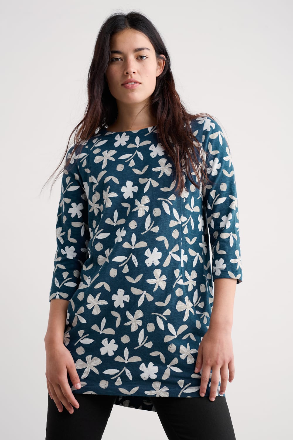 Shore Foraging Tunic in Organic Shapes Dark Lugger
