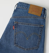 501 Levis Original Ladies in Array Away 0682