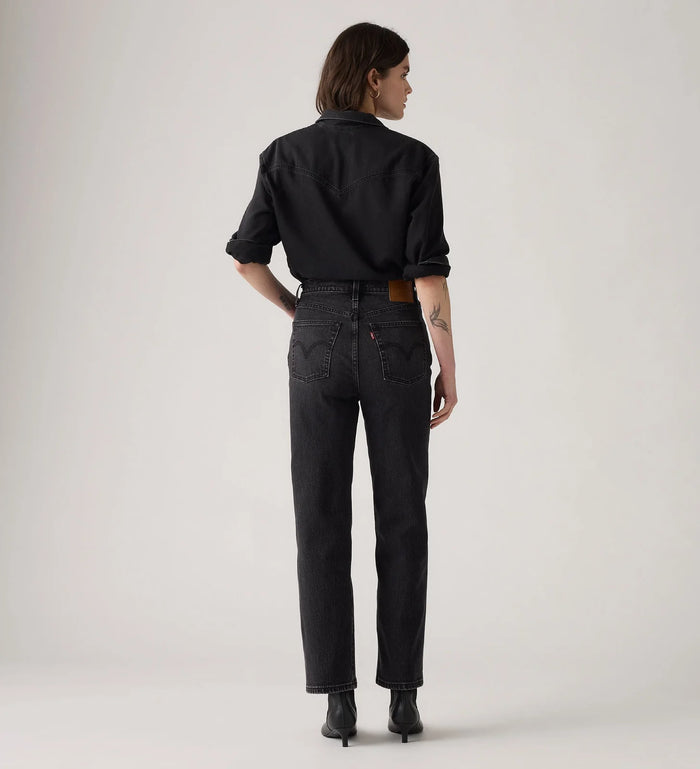 Ribcage Straight  Ankle Jeans in Loom About 0257
