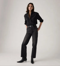 Ribcage Straight  Ankle Jeans in Loom About 0257