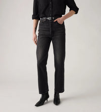 Ribcage Straight  Ankle Jeans in Loom About 0257