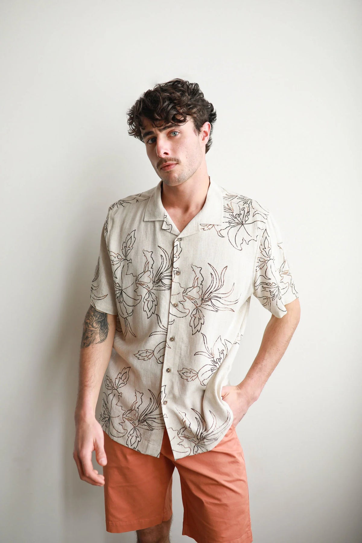 James Harper Short Sleeve Havana Cuban Collar in Mocha