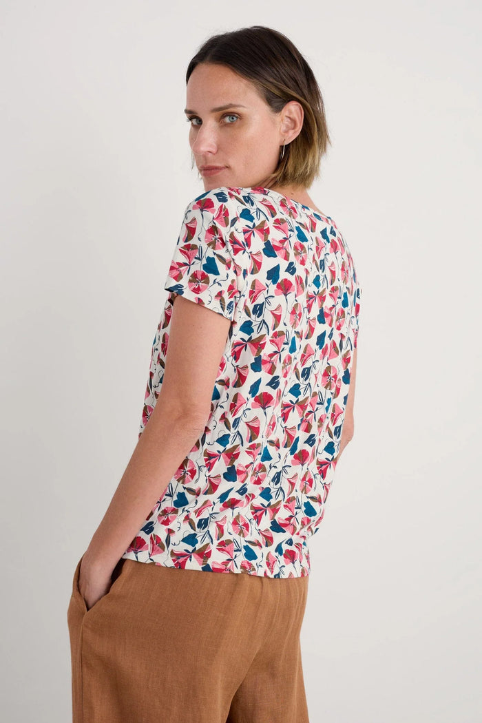 Appletree T-shirt in Parasol Floral Chalk