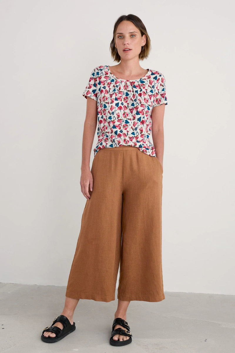 Appletree T-shirt in Parasol Floral Chalk