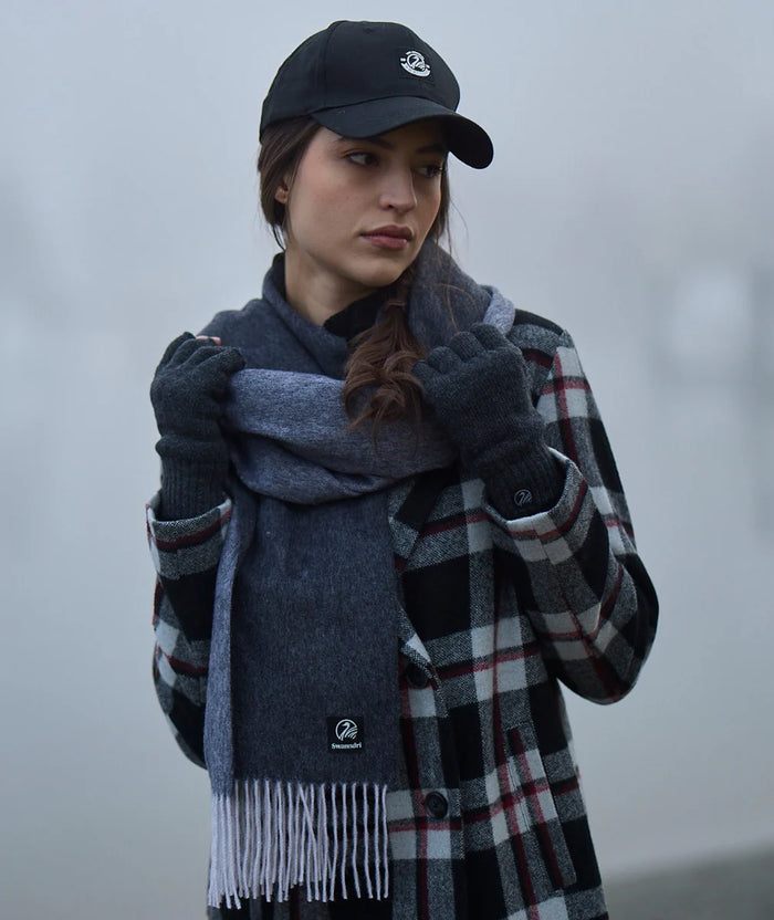 Wool Fingerless Gloves with Fleece Lining in Charcoal