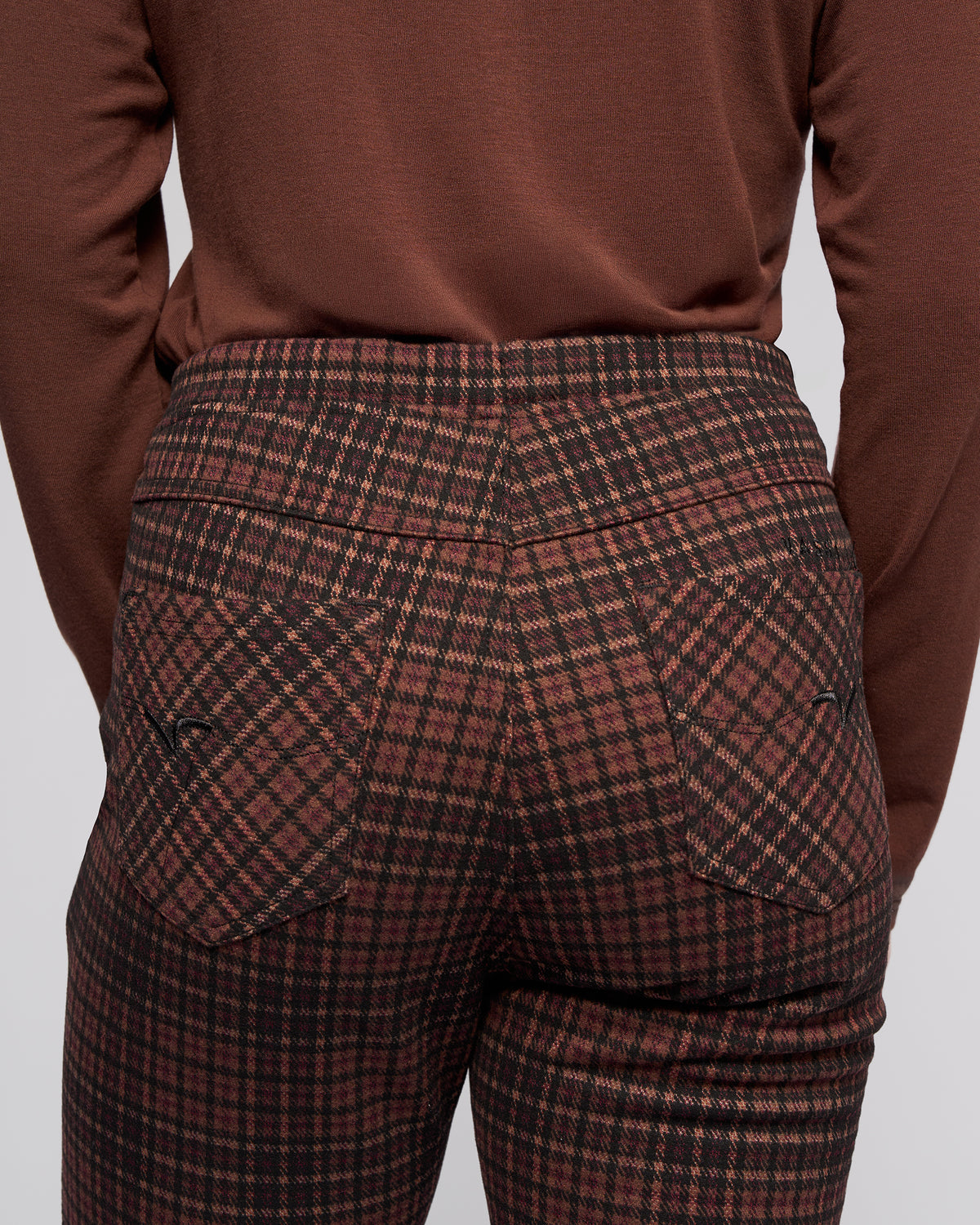 Vassalli 234 Bay Pull On Pants in Cherry Check