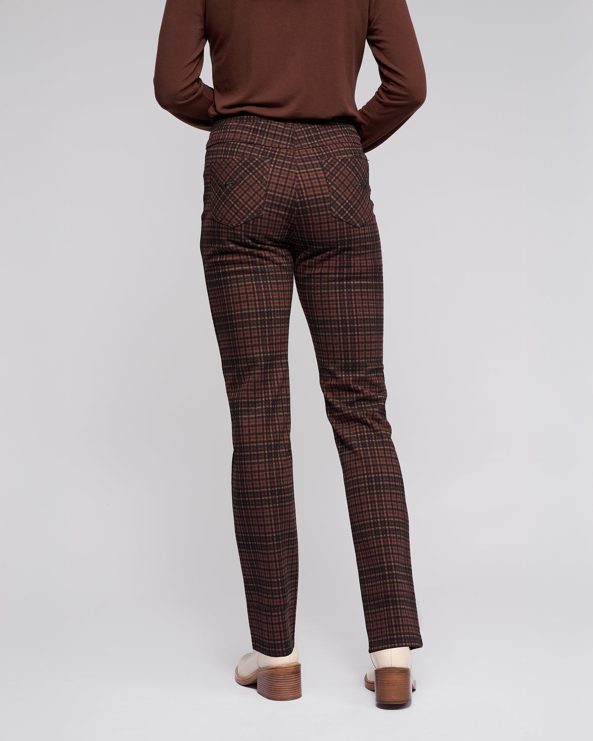 Vassalli 234 Bay Pull On Pants in Cherry Check