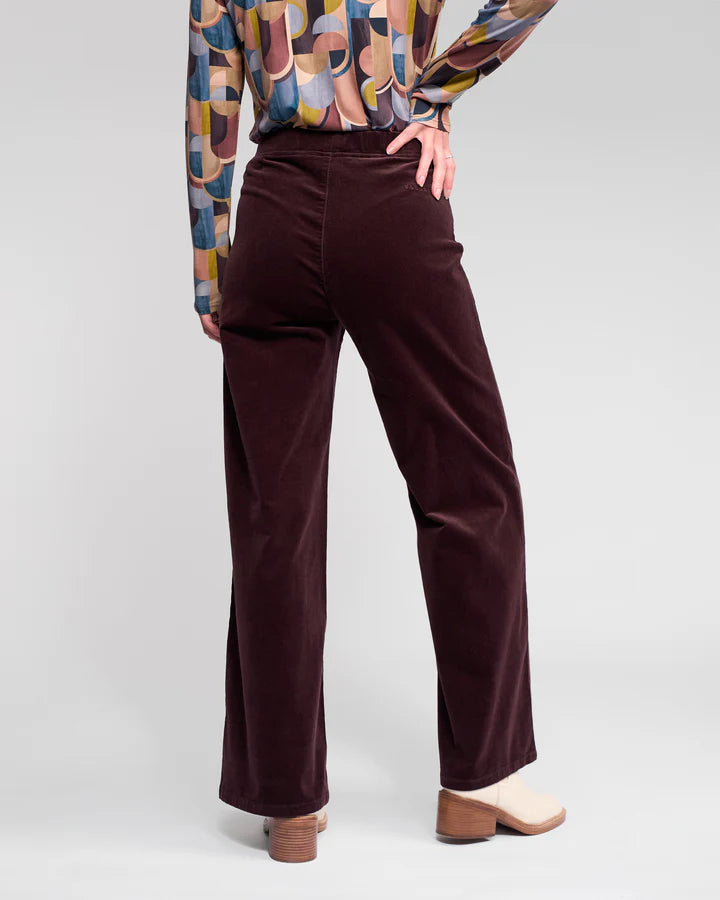 Vassalli 235M Loft Cord Pull-On pant in Merlot