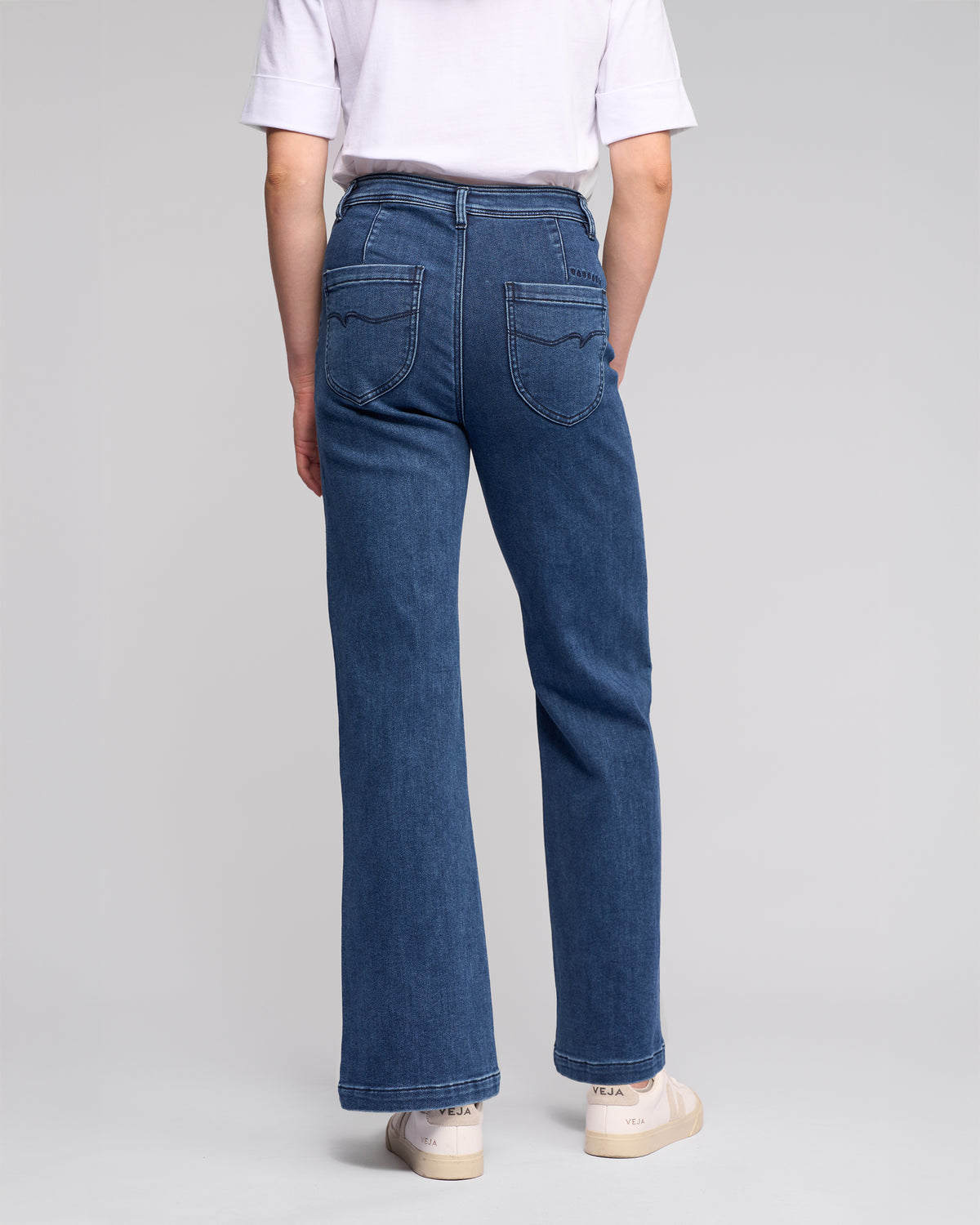 Vassalli Peace Denim Jean in Brushed Indigo 5015