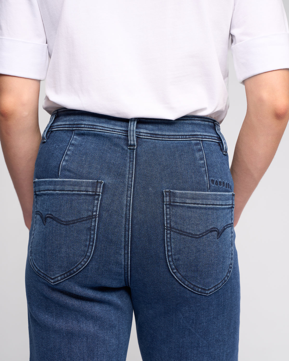 Vassalli Peace Denim Jean in Brushed Indigo 5015