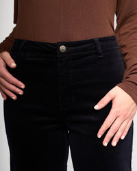 Vassalli Market Cord Pant in Midnight 5039M