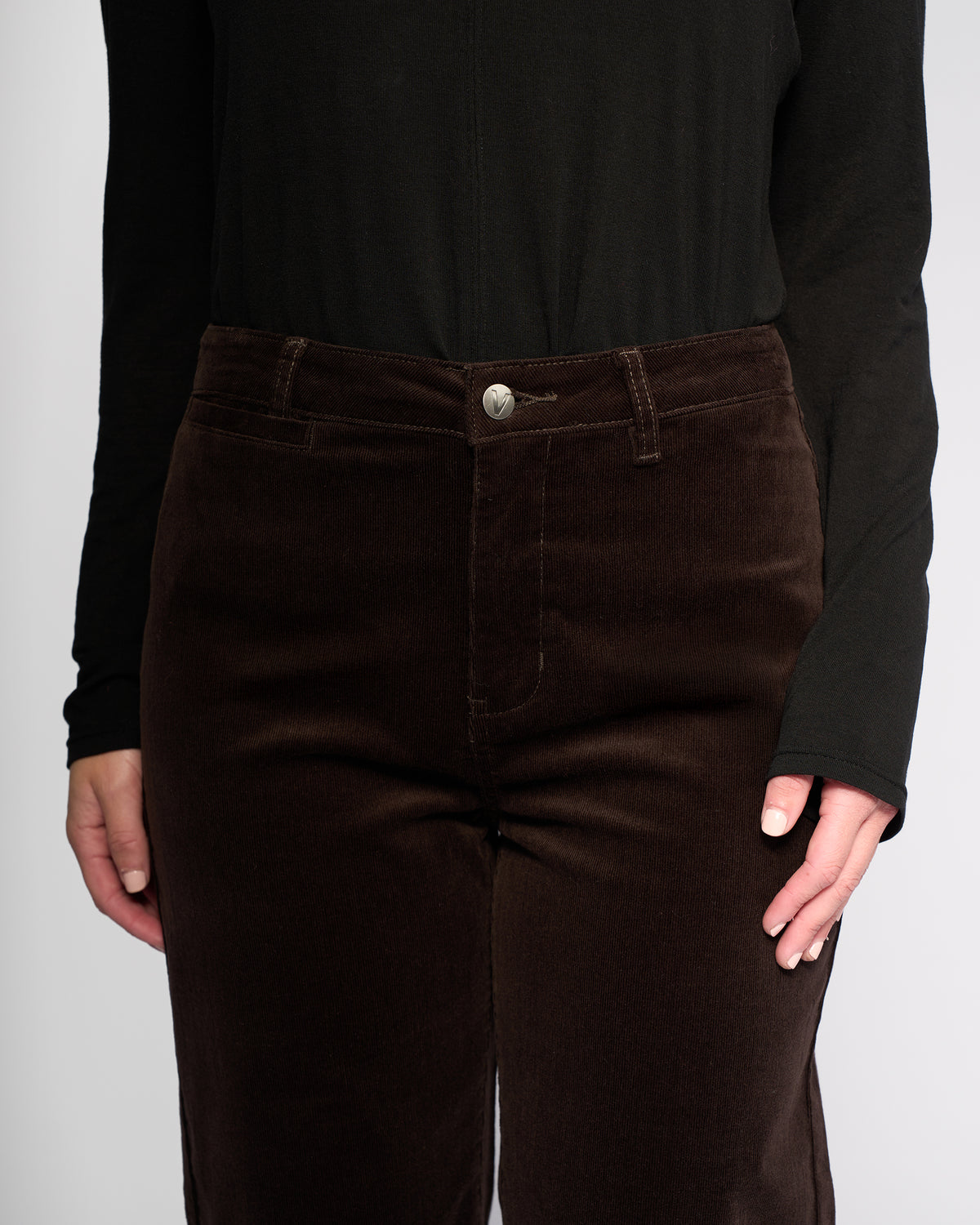 Vassalli Market Cord Pant in Walnut 5039M
