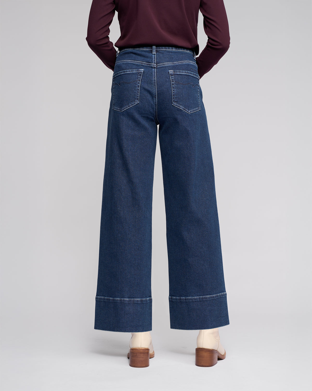 Vassalli Alley Jean in Dark Blue 5043