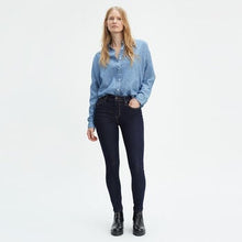 Load image into Gallery viewer, Ladies Levis 721 High Rise Skinny Jeans &#39;Rinse&#39;
