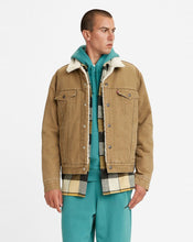 Load image into Gallery viewer, Men&#39;s Levi&#39;s Canvas Sherpa Trucker Jacket &#39;Cougar&#39;
